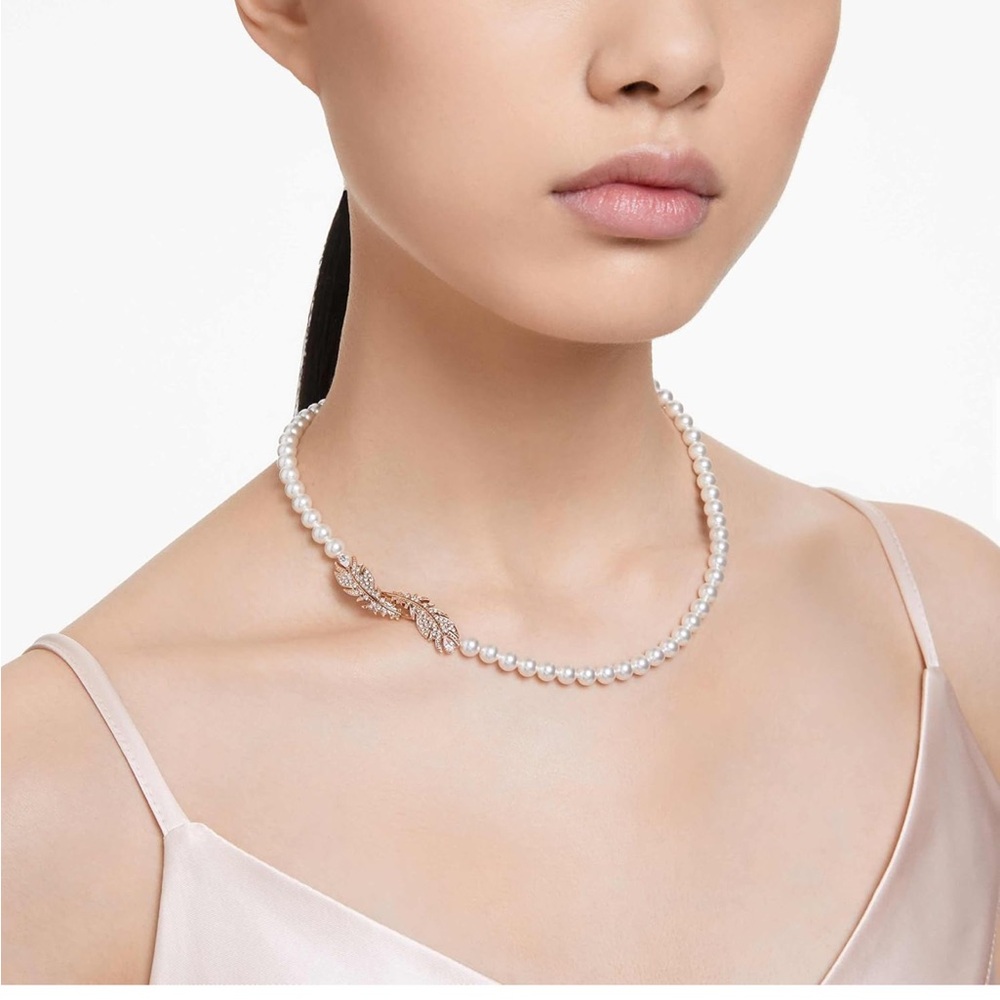 Swarovski pearl feather necklace